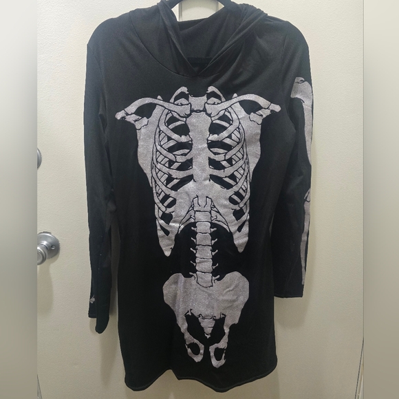 Sold - Picture 2 of 4